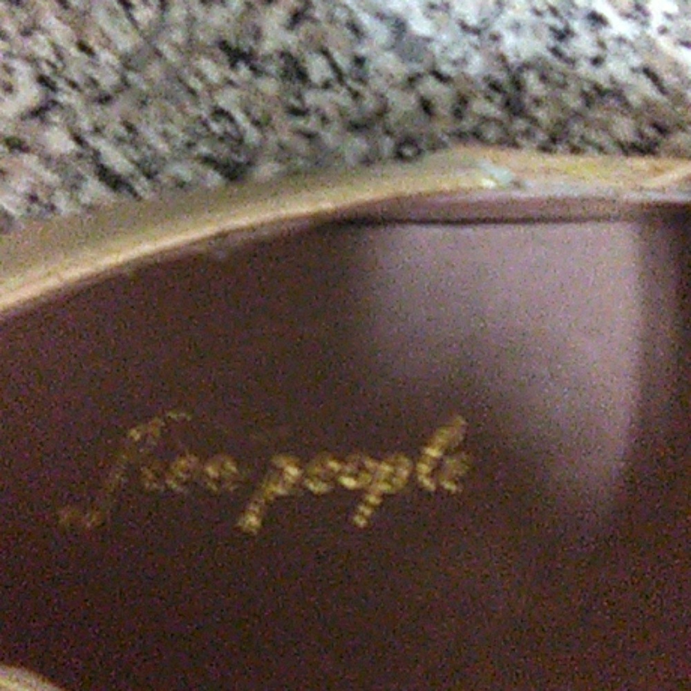 Free People - Picture 3 of 6